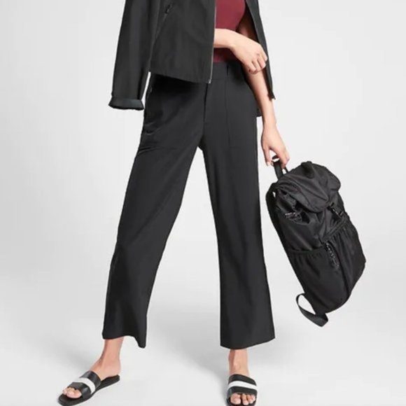 Athleta Pants - Athleta Tribeca utility crop pants black 2